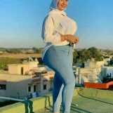 Shahed, 25 years old, ‘Ar‘ar, Saudi Arabia