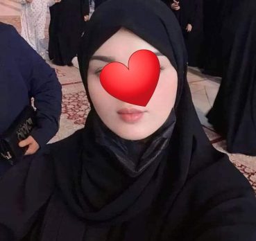 Thuraya, 19 yaşında, Ajman, Birleşik Arap Emirlikleri