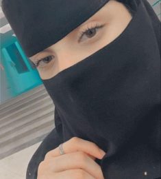 Malika, 22 years old, Straight, Woman, Dubai, United Arab Emirates