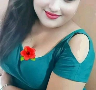 Fajr, 20 years old, Turayf, Saudi Arabia