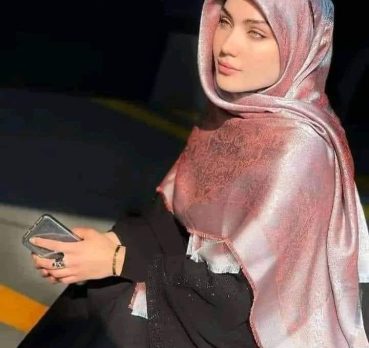 Najla, 19 years old, Tabuk, Saudi Arabia