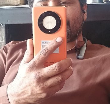 Umar, 20 years old, Hafizabad, Pakistan